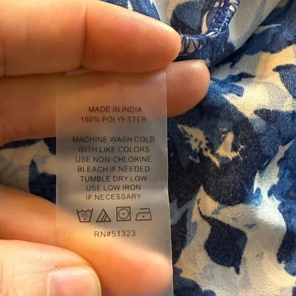 🆑Vince Camuto Long Sleeve Open Shoulder Layard Leaves Halter Blouse Small - Picture 8 of 12